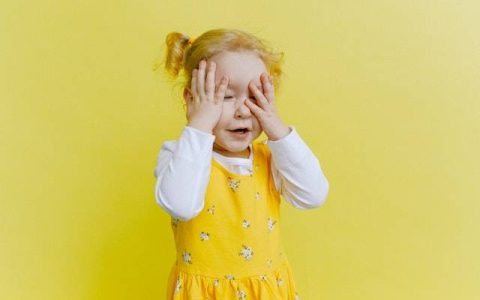 姓黄的女宝宝取名大全 优选490个