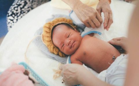 怡字女孩最佳组合名字 怡搭配什么字好