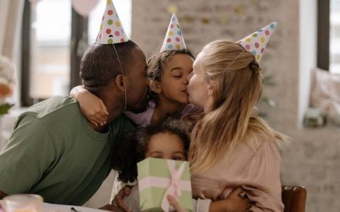 罗姓女孩漂亮有涵养的名字 特选600个