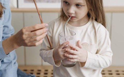 牛姓女宝宝取名字大全 优选300个