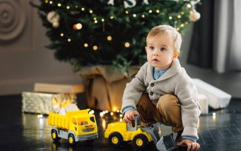 烨字取名男孩有寓意 优选360个