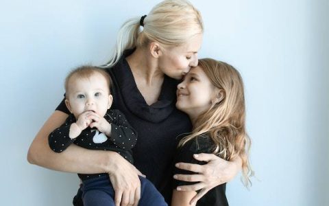 姓梅取什么名字好听男孩 特选500个