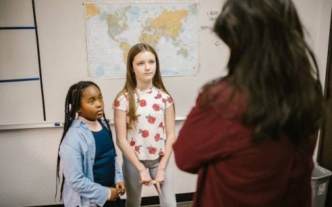 姓钟的女孩子叫什么名字好 特选500个