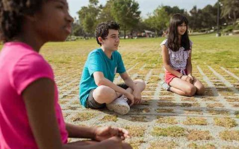 何姓男孩名字高贵大气 特选500个