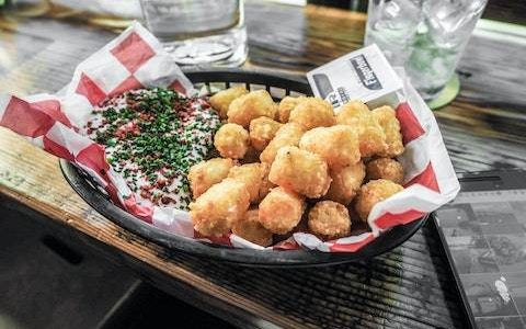 简单大气好记的炸鸡店名 优选310个