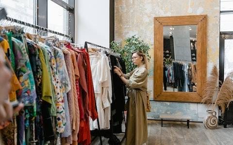 中老年服装店名字简洁大气 优选145个