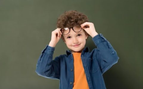 何姓男孩名字大全2023属兔 优选300个