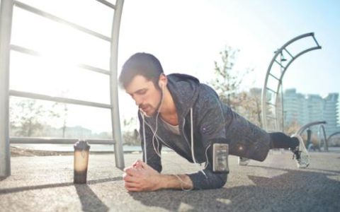 任姓起名顺口有内涵的名字 特选200个