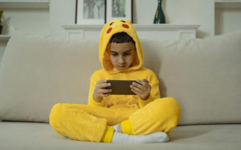 姓黄的男孩名字属龙起名 特选376个