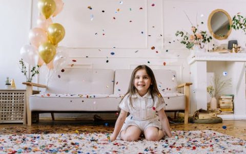 张姓女孩才华横溢的名字 优选360个