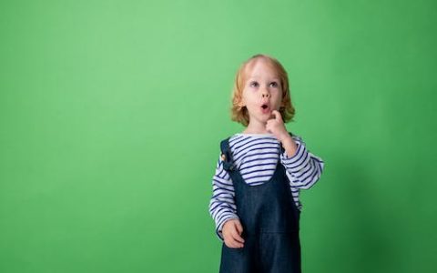 高贵大气姓廖女孩名字 特选160个