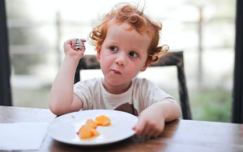 何姓女孩漂亮有涵养的名字 优选257个