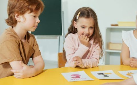 梁姓简单大气女孩名字 优选230个