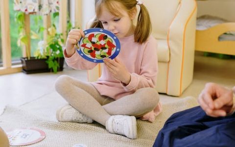 姓罗女孩漂亮有涵养的名字 优选230个