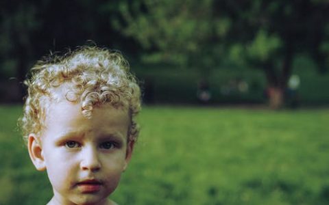 男孩姓吴取什么名字寓意好 特选215个