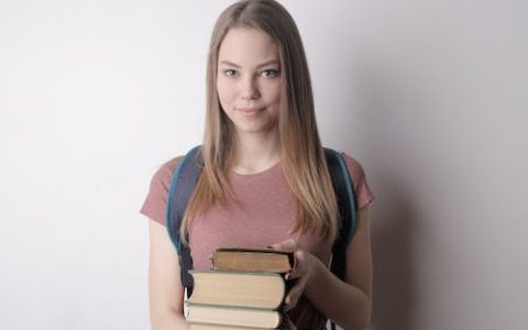 女孩姓郭有涵养的名字 优选200个