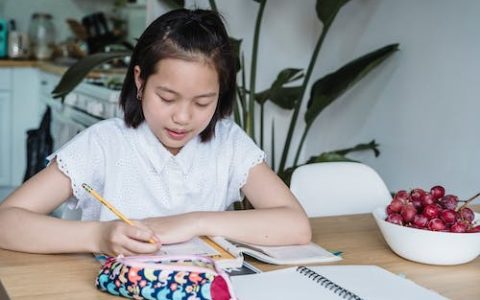 郭姓女孩起名简单好听的名字 优选210个