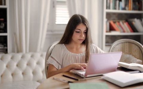 郑姓女孩有涵养的名字 优选200个