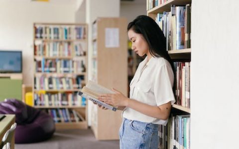 鲍姓女孩有内涵的名字 优选188个