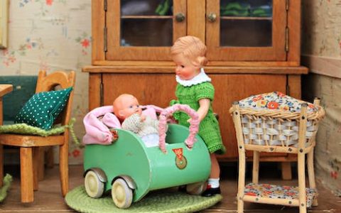 霖字取名寓意 霖跟哪个字搭配好听