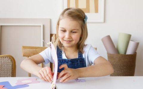 冰字取名的寓意女孩 冰和什么字组合搭配更好听