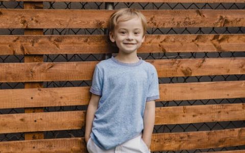 菳字取名寓意与含义 菳字最佳组合搭配好听的名字