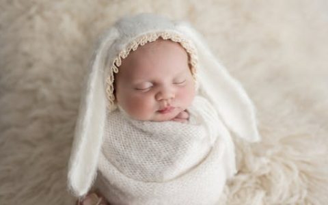 与字取名的寓意与含义 与字最佳组合搭配好听的名字