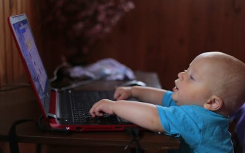 五行缺金寓意好的字男孩 特选500个