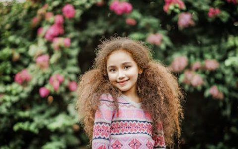 李姓女孩名字优雅大方 优选396个