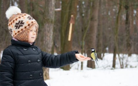 康姓女孩取名读起来顺口的名字 优选250个