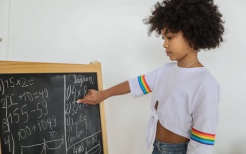 姓黄有涵养的男孩名字 特选378个