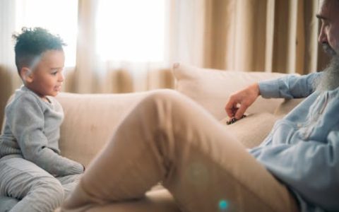 周姓女宝宝取名高分的名字 优选295个