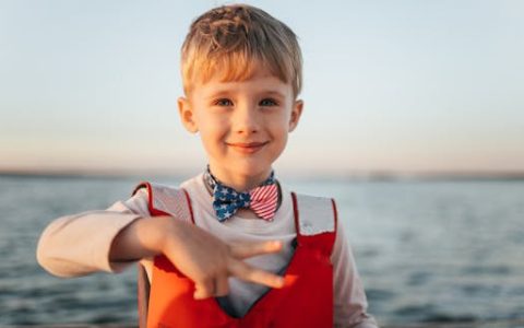 周姓女宝宝起名大全2024龙年 优选380个