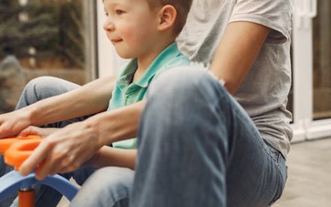 龙年六月出生的男孩取名字 特选400个