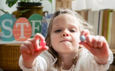 余姓好听稀少的名字女孩 优选300个