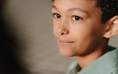 姓李带铭字的男孩名字 优选340个