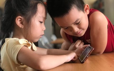 李姓男孩子好听的名字 特选323个