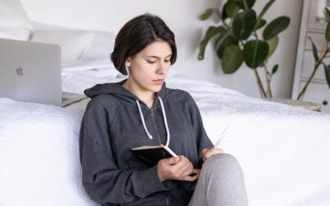 段姓女孩漂亮有涵养的名字(特选300个)