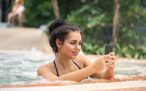 姓严女孩漂亮有涵养的名字 优选297个