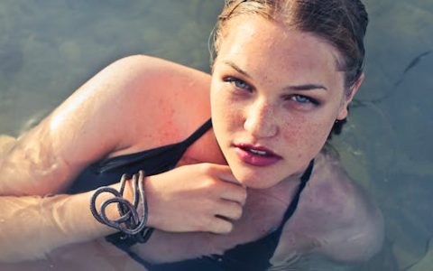 万姓女孩高雅有涵养的名字（优选300个）