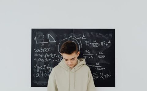 谢姓男孩简单大气的名字(特选300个)