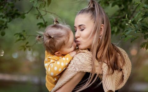 姓李的女孩子取什么名字好听 优选500个