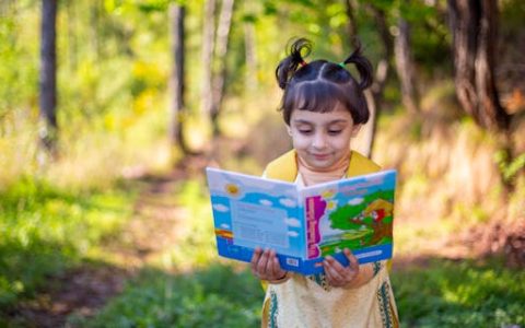 葛姓女孩取名独特一点 特选298个