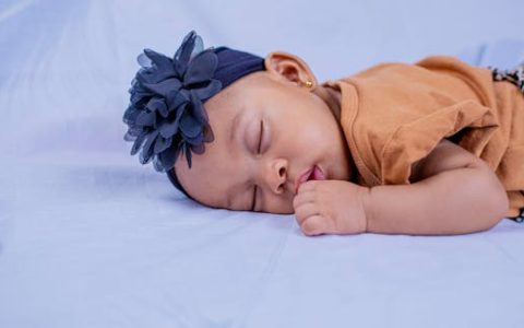 封姓女孩起名有内涵 优选291个